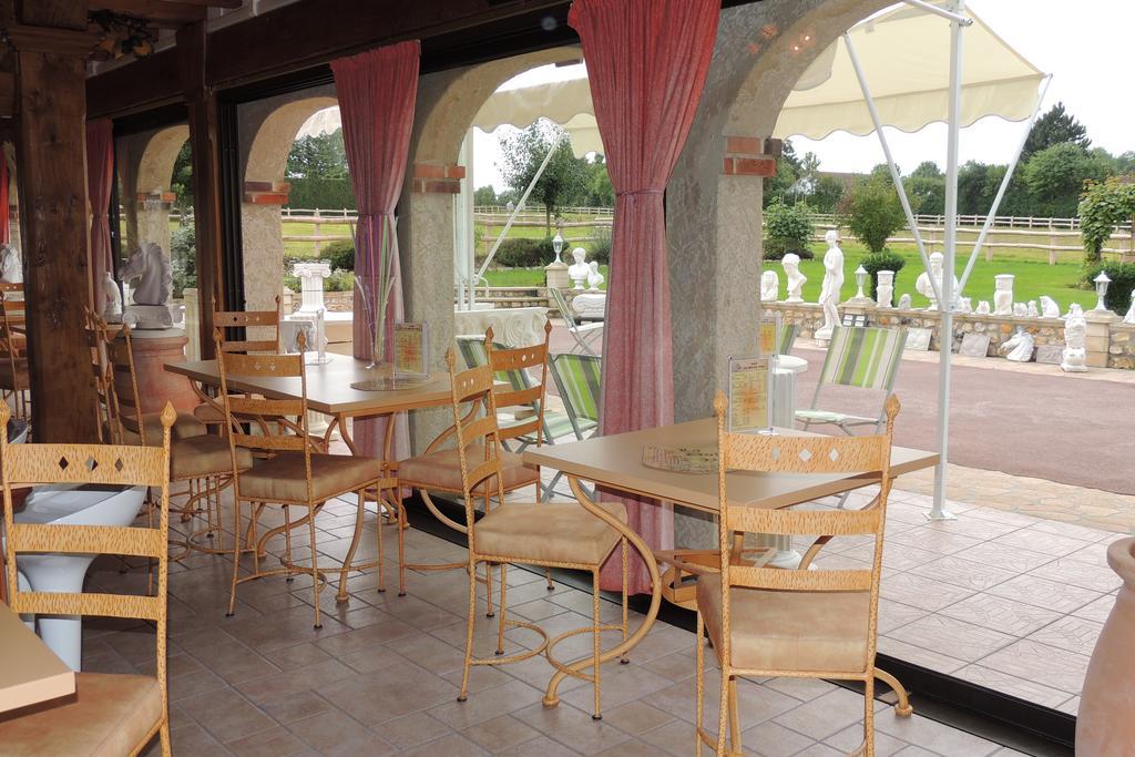 Le Manoir De Goliath Apartment Toutainville ภายนอก รูปภาพ
